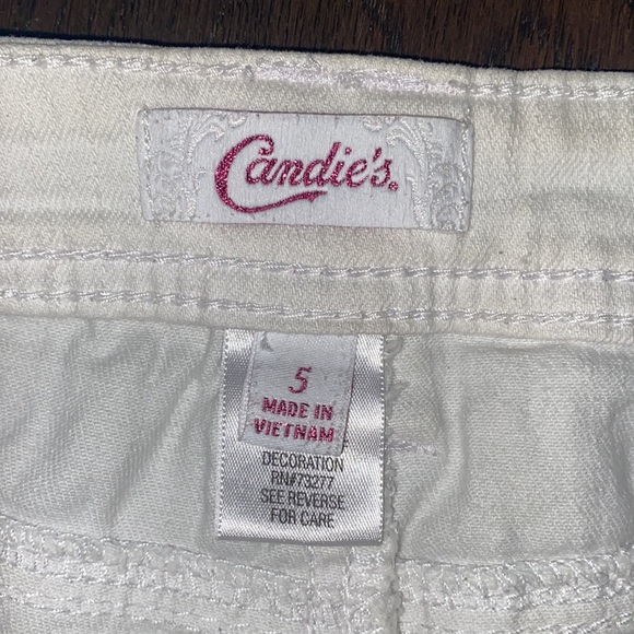 Candies white distressed shorts - Picture 3 of 3